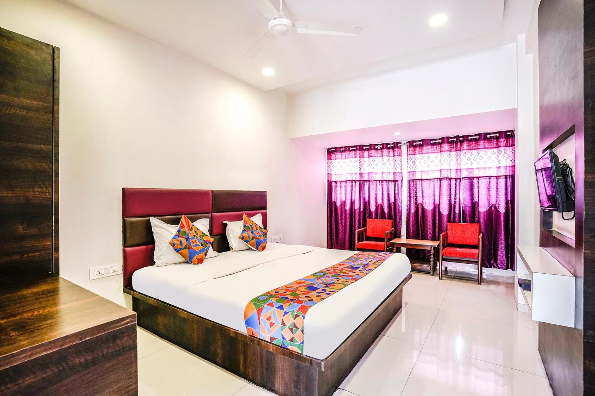 Hotel Fabexpress Raj Tourist Nashik Exterior foto